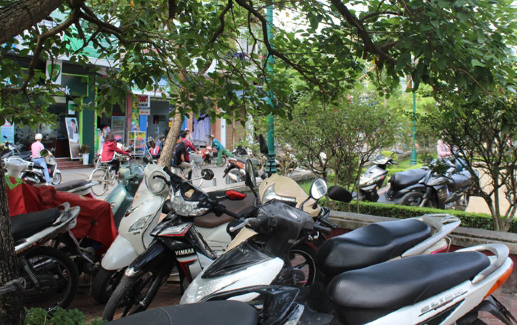 Công viên thành bãi đậu xe