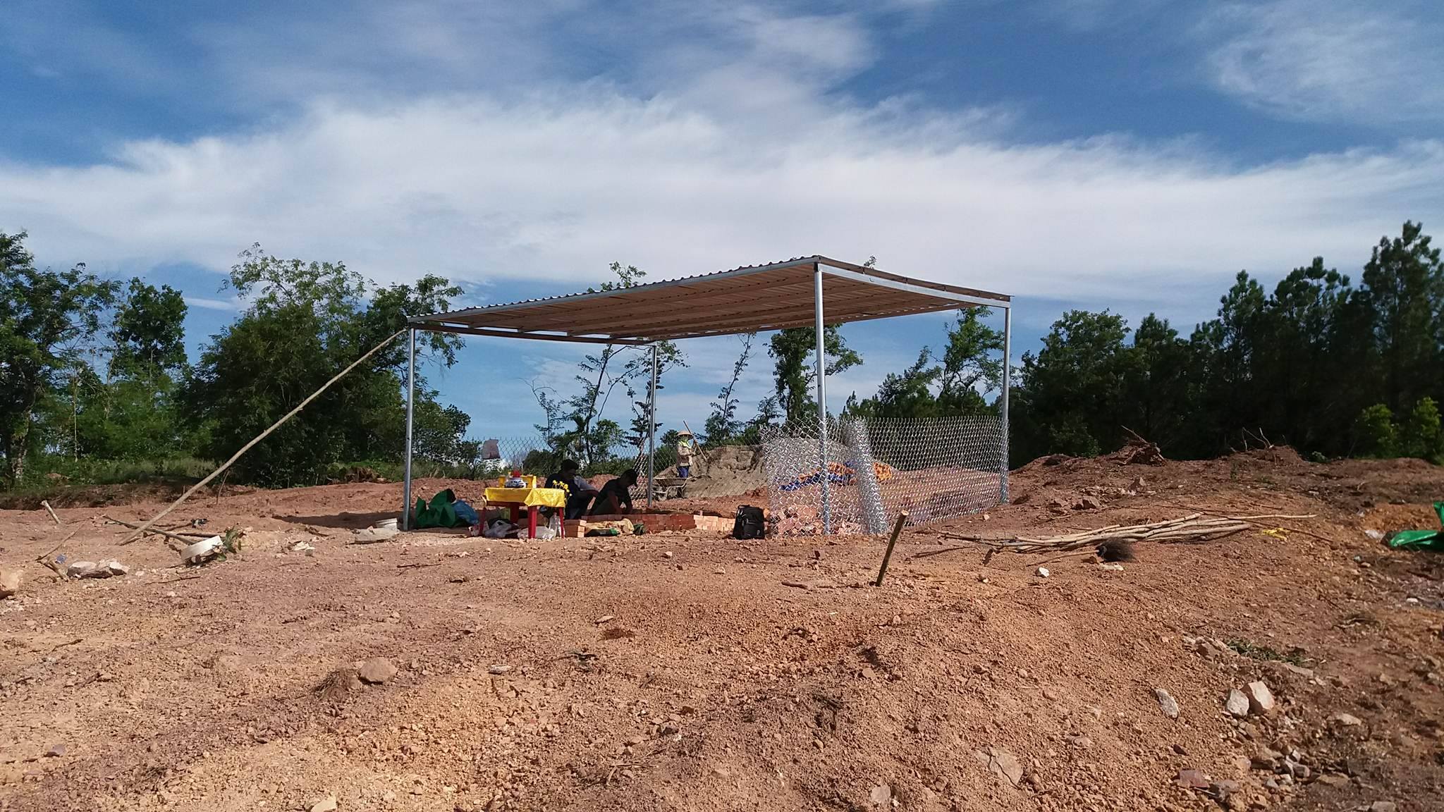 Chủ trương di dời mộ tài nhân họ Lê ra khỏi khu vực triển khai dự án bãi đỗ xe