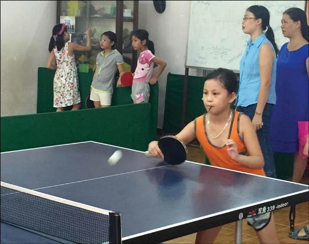 Băn khoăn sân chơi ngày hè của trẻ