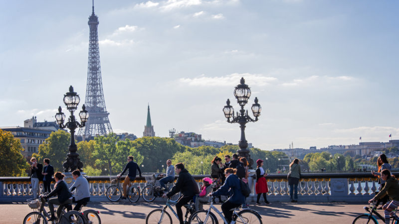 Ngành du lịch Paris dần hồi phục sau các vụ khủng bố