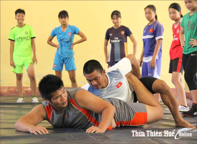 “Người không phổi” ở tuyển vật Huế