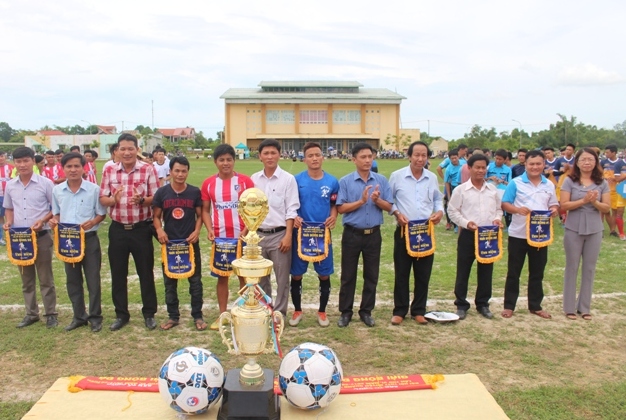 11 đội bóng tham gia giải bóng đá huyện Quảng Điền