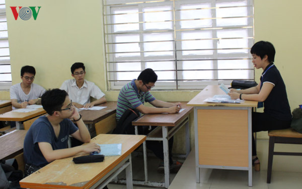 Thí sinh trúng tuyển đại học đợt 1 cần những giấy tờ nhập học nào