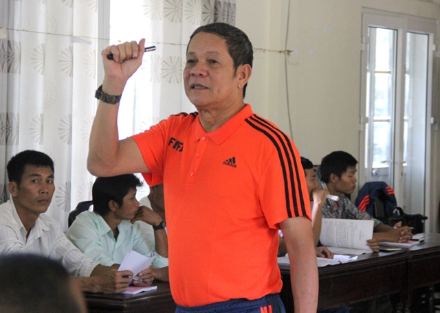 60 học viên tham gia lớp tập huấn trọng tài bóng đá phong trào tỉnh