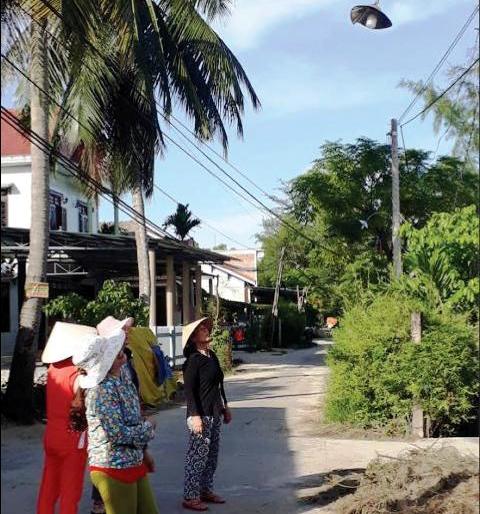 Sáng đèn, sáng cả niềm vui