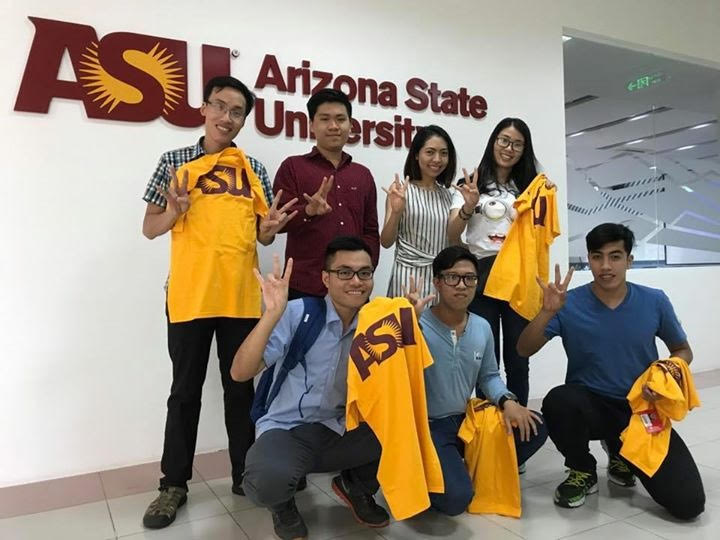 Three students of Hue University of Education receive scholarships at Arizona State University