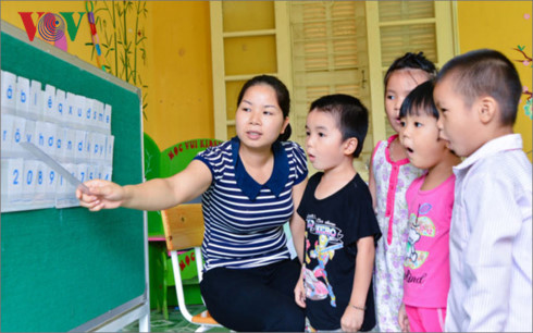 Điểm chuẩn vào Sư phạm thấp Các trường đang tuyển sinh bằng mọi giá