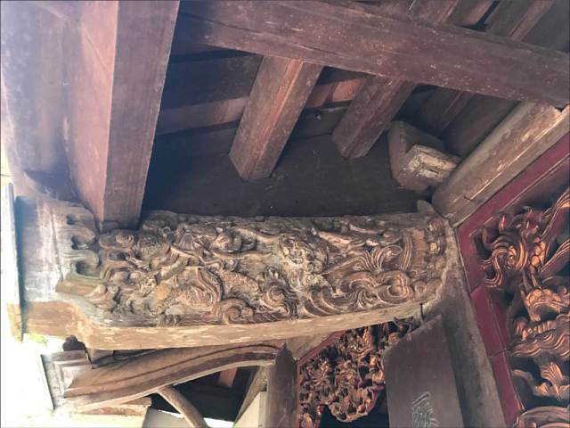 Xứ đoài ngày mây không trắng