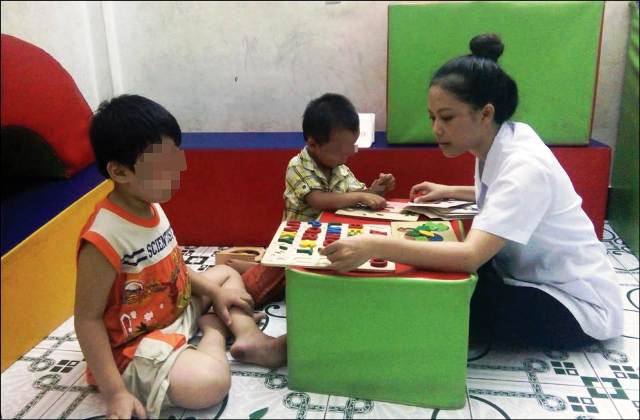 Gian nan dạy trẻ tự kỷ