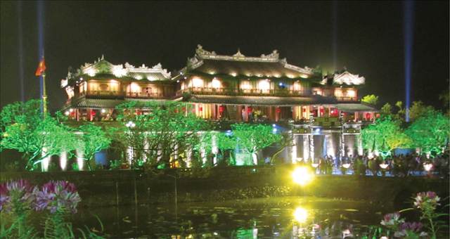 Attracting tourists to the Citadel Night