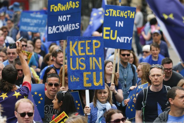 1 4 người Anh bỏ phiếu ủng hộ Brexit tỏ ra hối tiếc