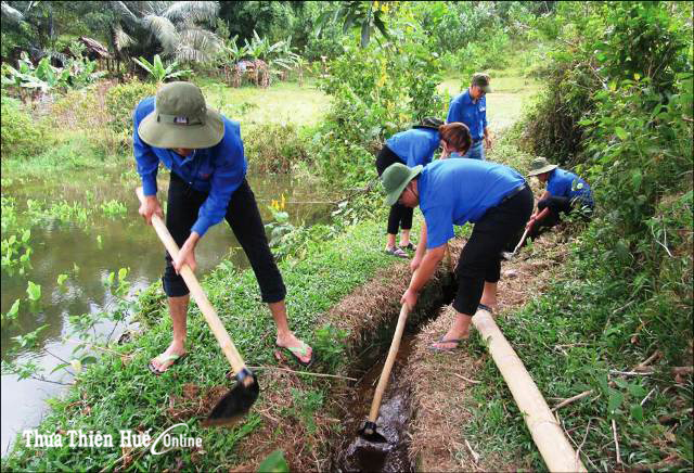 Góp sức trẻ xây dựng nông thôn mới