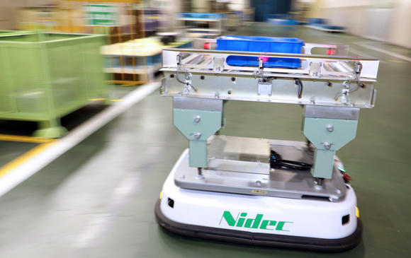 Robot sát thủ Công nghệ tiết kiệm lao động làm mất đi nhiều việc làm ở Nhật