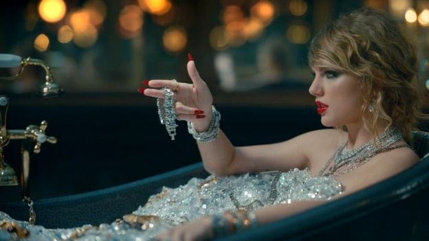 Taylor Swift phá vỡ kỷ lục 4 bản ghi trên YouTube và Spotify