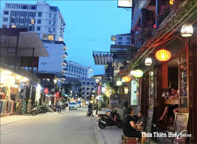 Đồng thuận triển khai đề án phố đi bộ