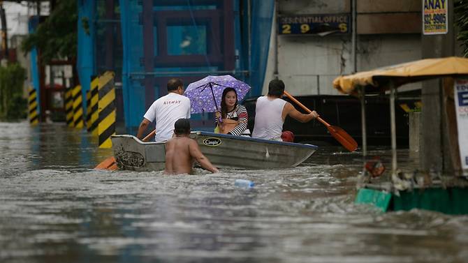 Philippines Trường học, văn phòng Chính phủ đóng cửa do lũ