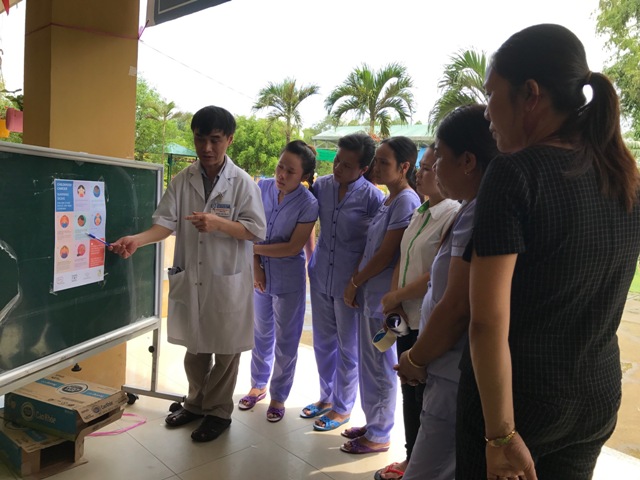 Khám, hỗ trợ thuốc miễn phí cho gần 800 trẻ mầm non Quảng Điền