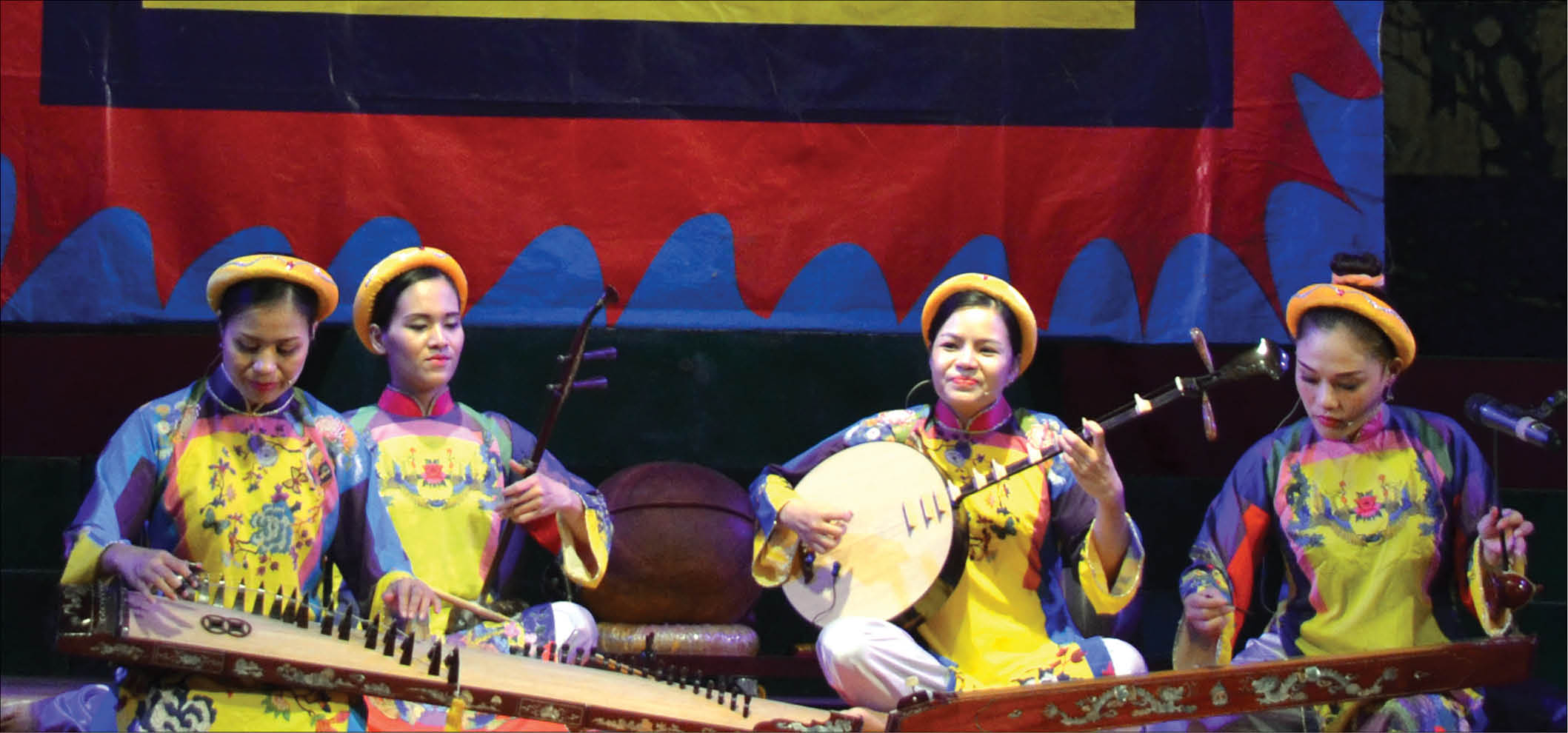 Huế chưa có show diễn nghệ thuật đặc trưng