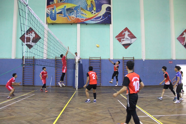 Khởi tranh giải bóng chuyền Hội Thể thao đại học và chuyên nghiệp Huế