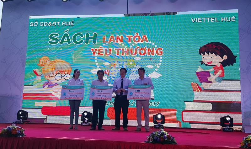 “Sách- lan tỏa yêu thương”