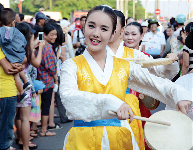 Du lịch Huế cần những sự kiện, lễ hội mang tính định kỳ