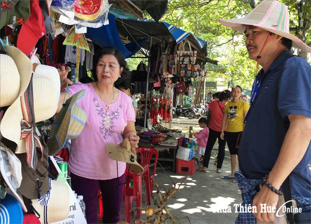 Sản phẩm “made in Huế” lép vế