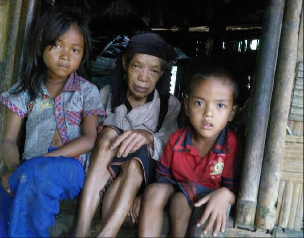 Thương 3 cháu nhỏ bất hạnh