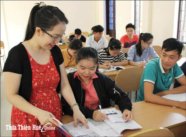 Đối mặt với khó khăn ngoại ngữ