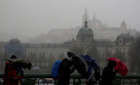 Bão lớn ở châu Âu khiến ít nhất 6 người thiệt mạng