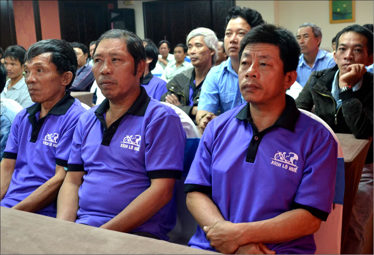 Giúp dân có kỹ năng làm du lịch