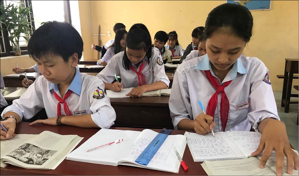 Cô học sinh vượt khó