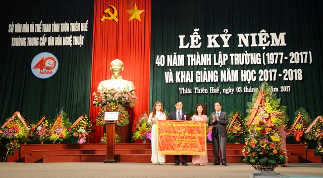 Kỷ niệm 40 năm thành lập Trường trung cấp Văn hóa Nghệ thuật