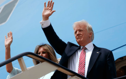 Tổng thống Donald Trump bắt đầu chuyến công du châu Á đầu tiên