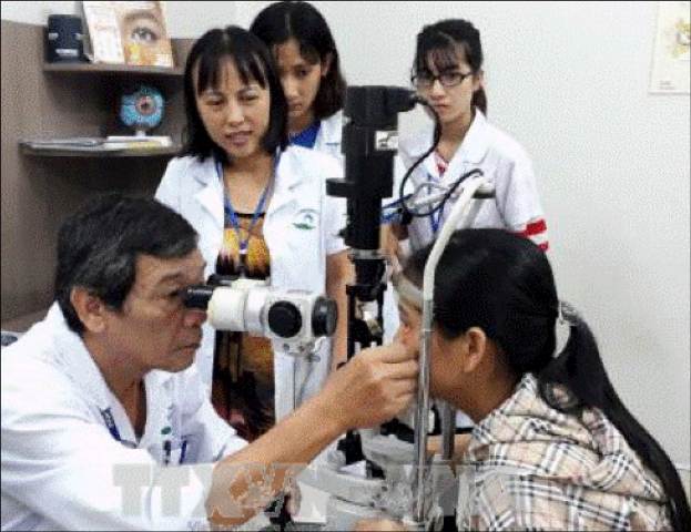 First Vietnamese honored as Eye Health Hero