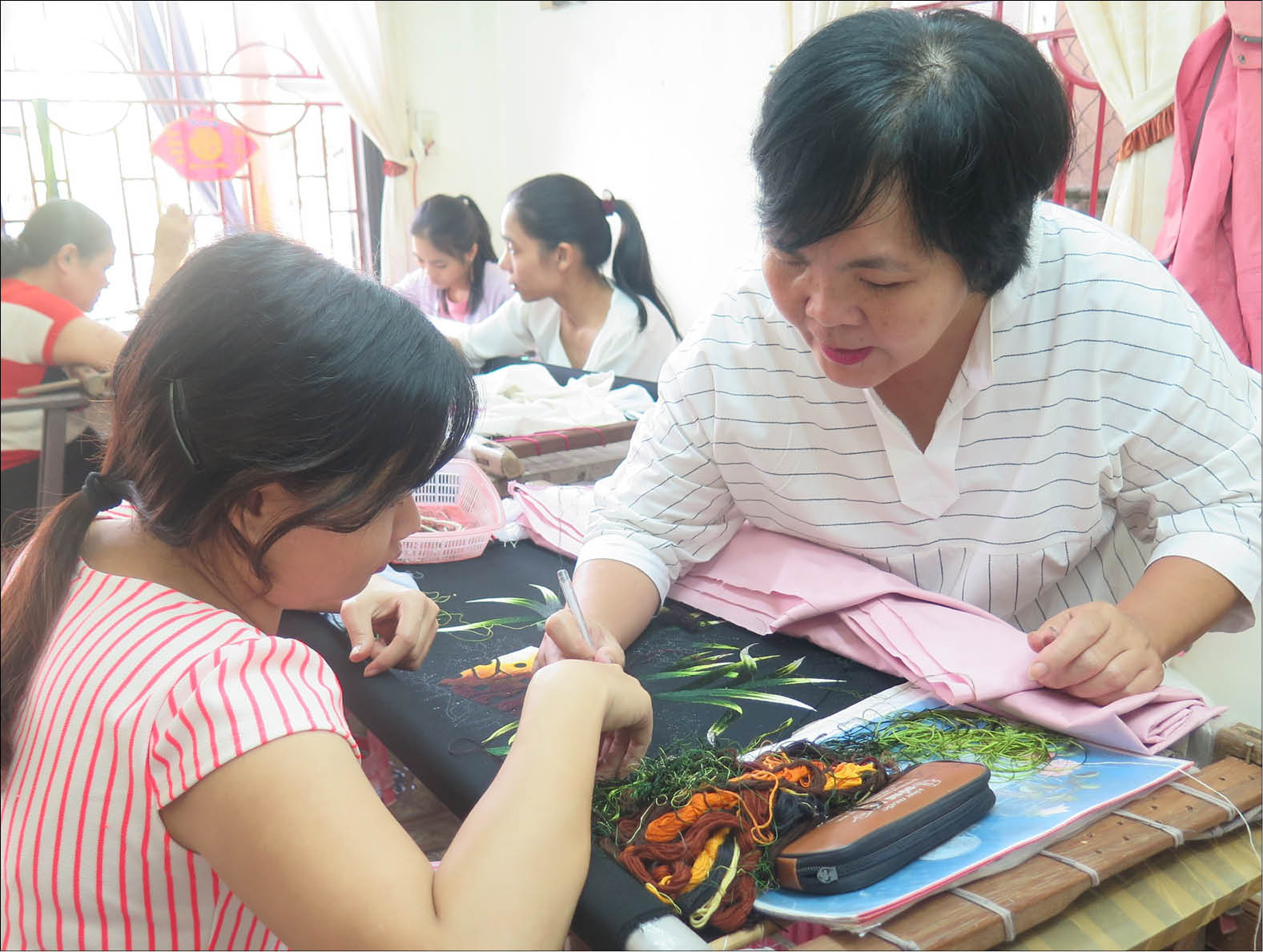Sống để yêu thương