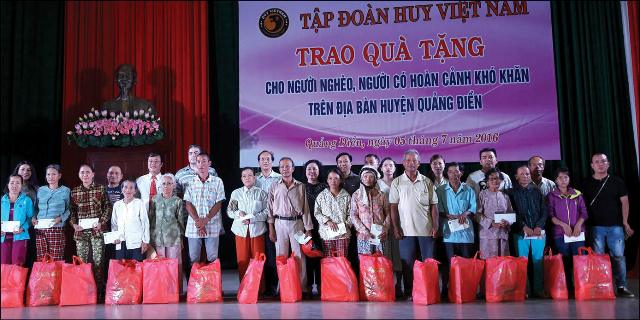 Niềm vui từ “Nhà Đại đoàn kết”