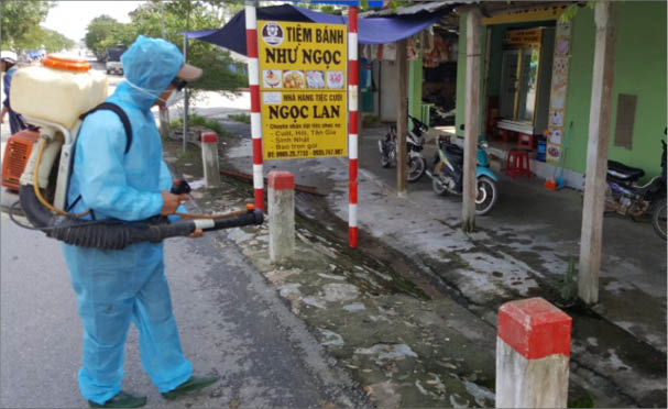 Chủ động khống chế dịch bệnh sau lũ