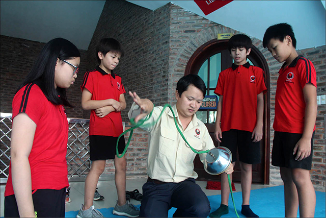 “Yếu tố con người quyết định đầu tiên trong thay đổi giáo dục”