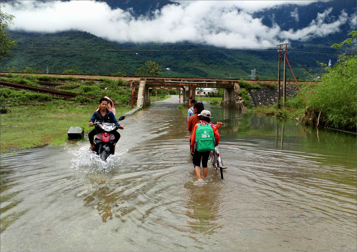 An toàn cho học sinh trong bão, lũ Còn nhiều khoảng trống