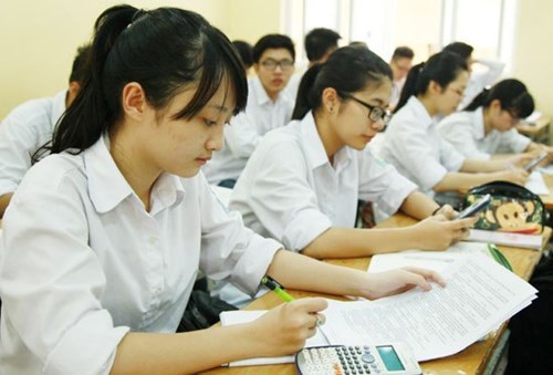 Exchange of experiences on cultivating excellent students in gifted high schools