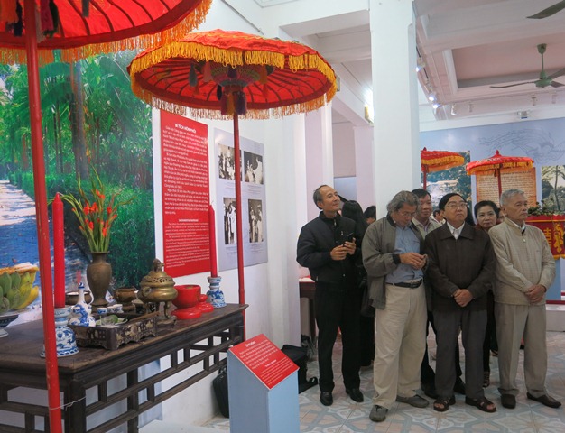 Bảo tàng Văn hóa Huế trưng bày về đám cưới cổ truyền