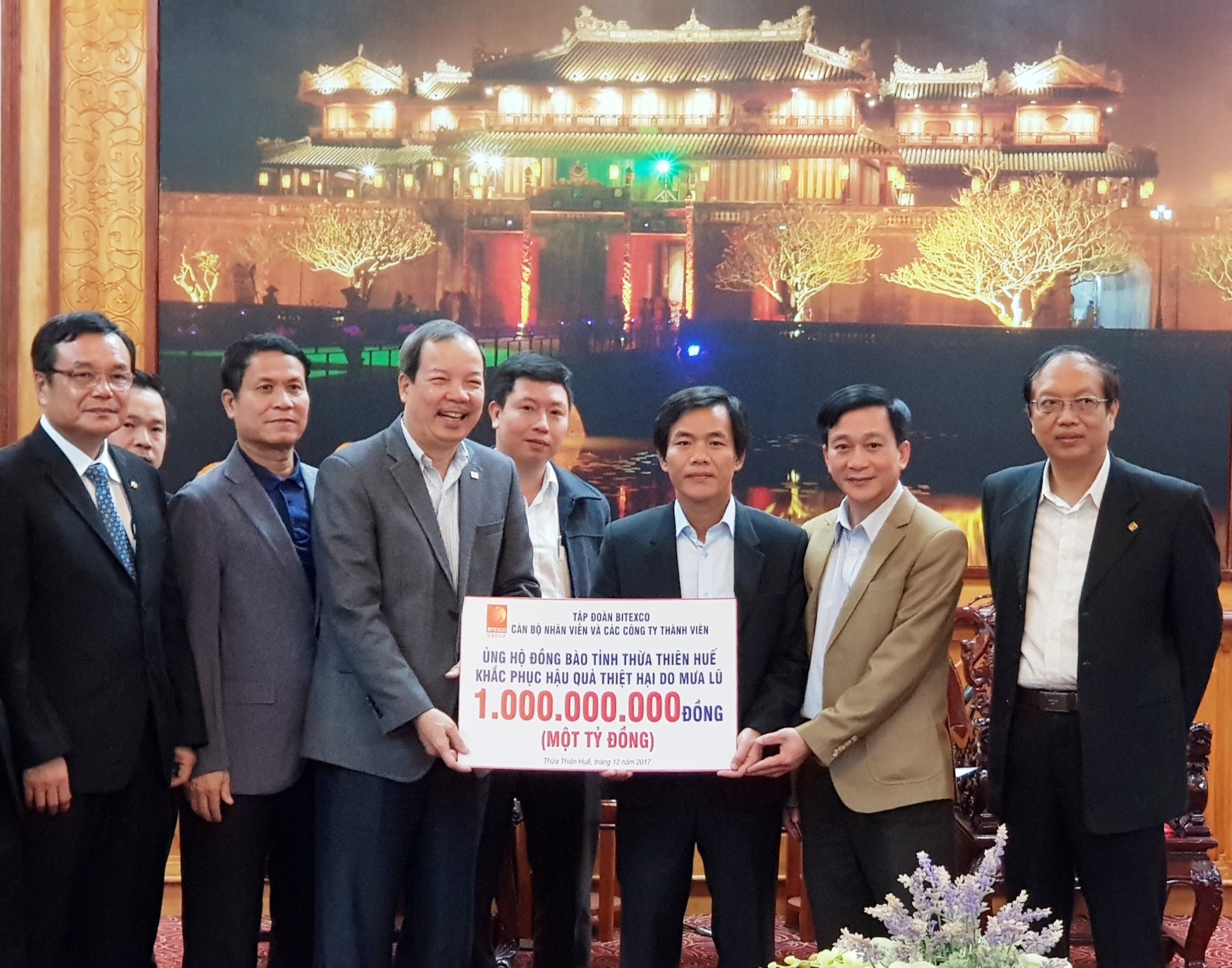 Tập đoàn Bitexco hỗ trợ 1 tỷ đồng giúp Thừa Thiên Huế khắc phục hậu quả lũ lụt