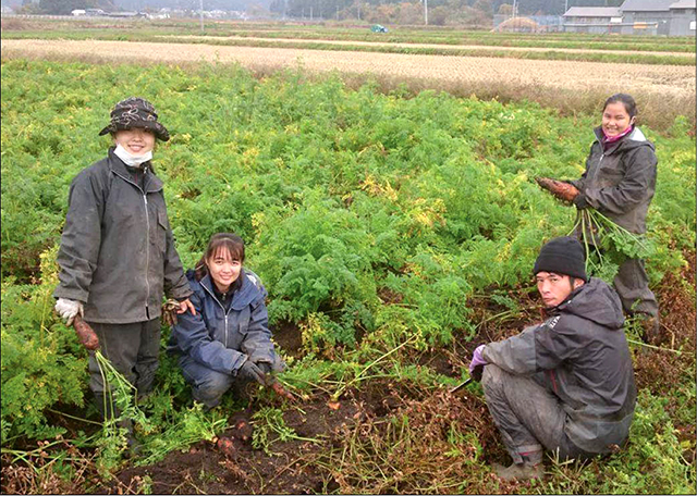 Sinh viên hội nhập quốc tế