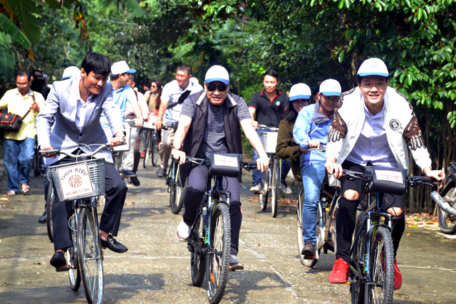 Đoàn famtrip Hà Nội và TP Hồ Chí Minh khảo sát các tuyến điểm du lịch Huế