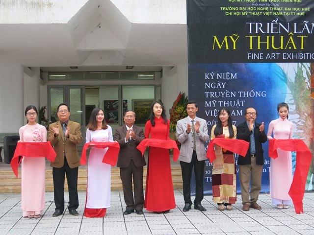On display 44 artworks to celebrate Vietnam Fine Arts Day