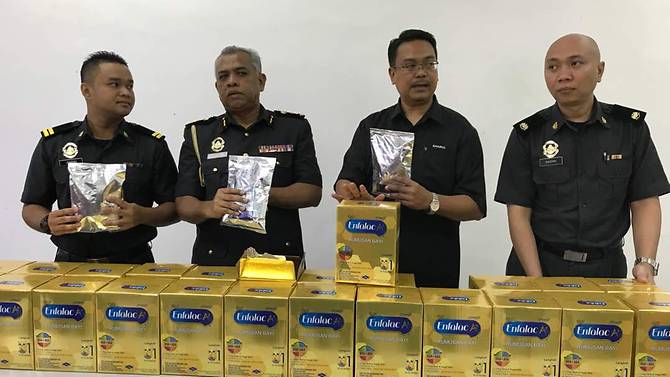 Phát hiện sữa bột giả cho trẻ em ở Malaysia