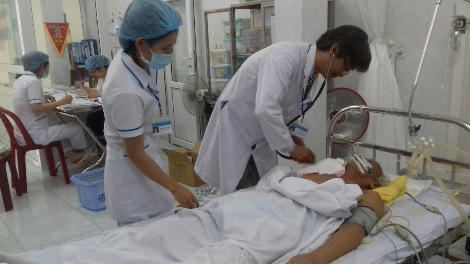 Cứu sống bệnh nhân thở máy dài ngày