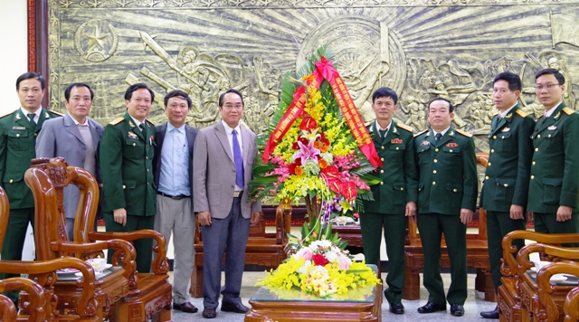 Phó Bí thư Thường trực Tỉnh ủy Bùi Thanh Hà thăm, chúc mừng Bộ Chỉ huy quân sự tỉnh