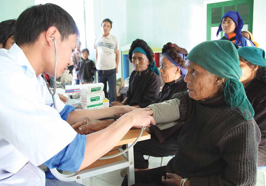 Chung tay chăm sóc người cao tuổi có hoàn cảnh khó khăn