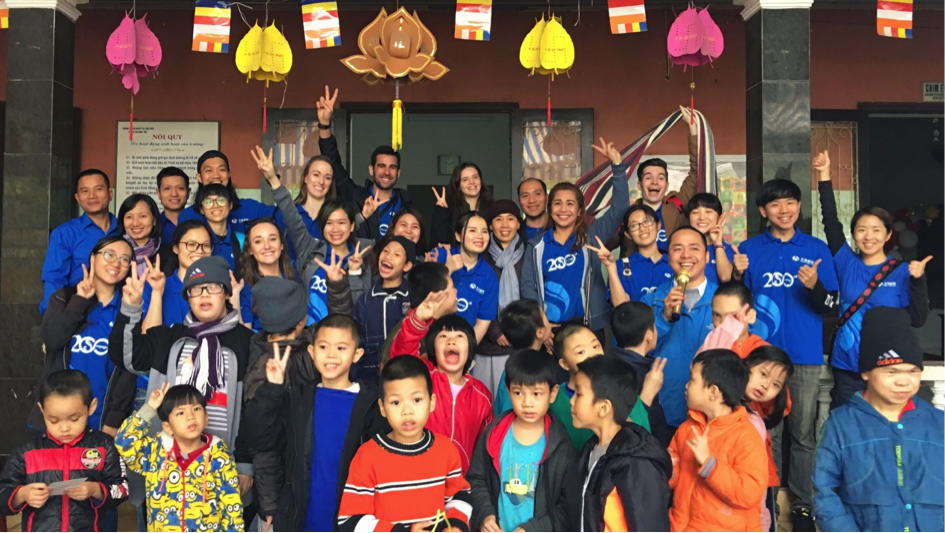 Cruise members visit children with disabilities in Hue city